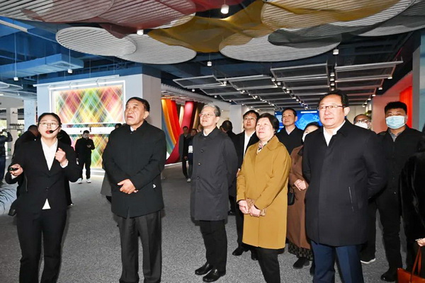 鹽城市紡織染整產業園掛牌“中國紡織行業兩化融合工作基地” 鹽城市紡織染整產業園掛牌“中國紡織行業兩化融合工作基地”