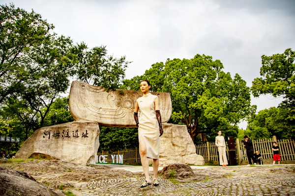 &ldquo;CHOICE YIN&rdquo;驚艷河姆渡，演繹遠(yuǎn)古文明與現(xiàn)代時(shí)尚與的對(duì)話