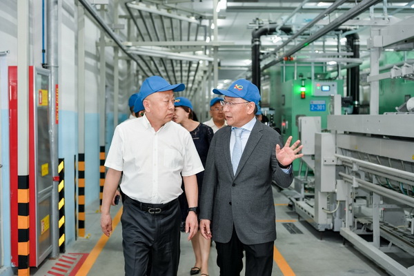 循道追光，致遠未來&mdash;&mdash;蘭精授牌華源紗線生產全球標桿工廠共赴璀璨新征程