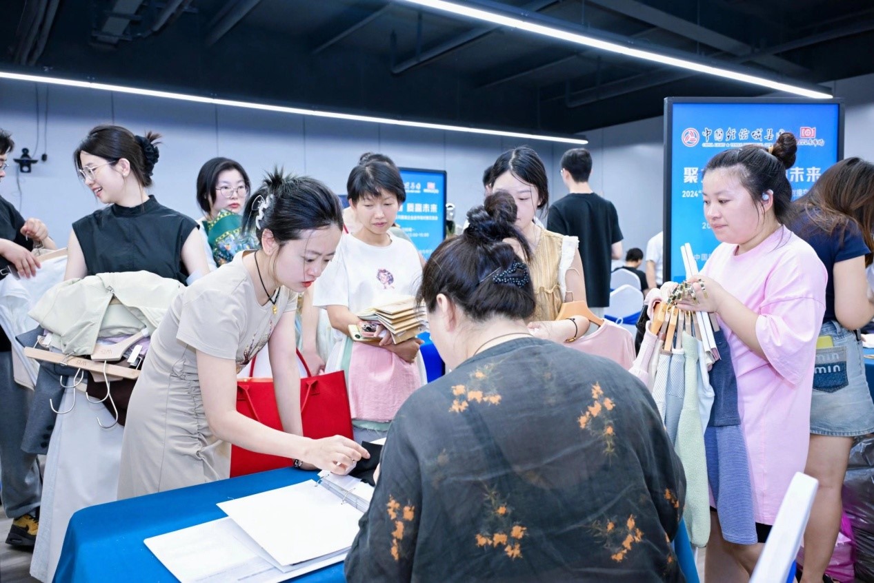 向世界問好！&ldquo;中國時尚女裝面料第一站&rdquo;榮耀啟航