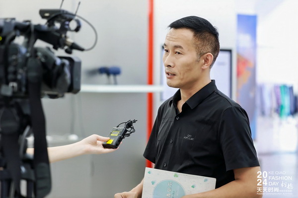 紡織服裝電商如何做？行業(yè)專家為企業(yè)帶來直播銷售的秘訣！