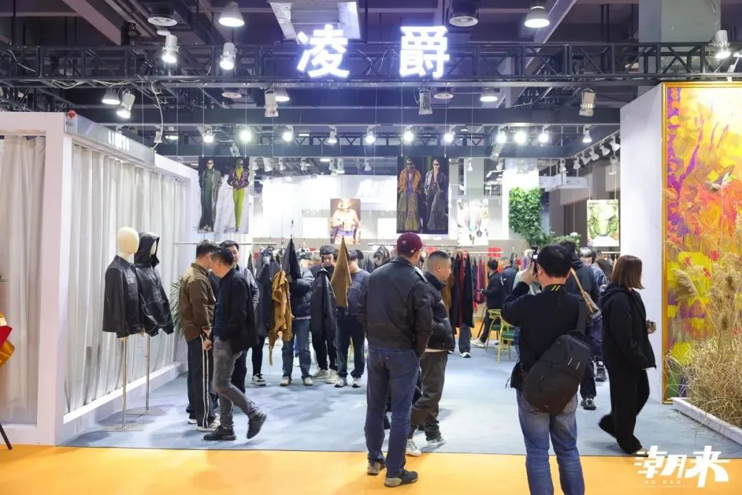 以第二十八屆（2025）&ldquo;真皮標志杯&rdquo;設計大賽初賽、潮來&middot;必訂&mdash;&mdash;設計版權交易會、2025海寧優材&middot;新質聯盟聯合展、潮來課堂分享沙龍等系列活動為支點，&ldquo;海寧時間&rdquo;再一次撬動千億時尚產業的澎湃動能。