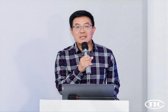 破解數字化管理難題!紡織數智轉型研討會在柯橋舉辦